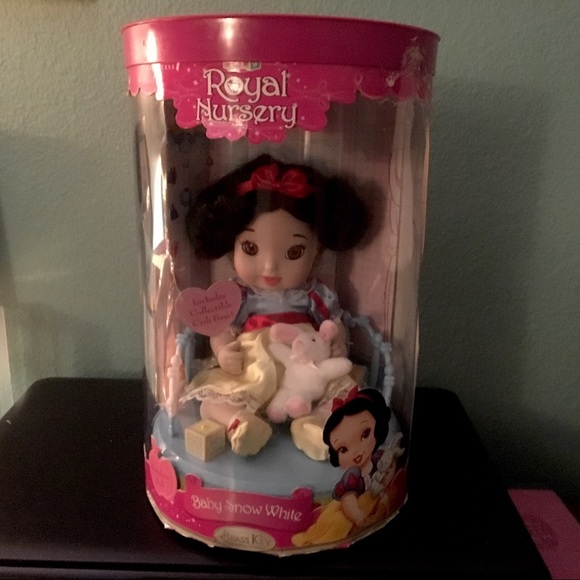 Disney Other - Disney 2006 Royal Nursery Baby Snow White  Doll